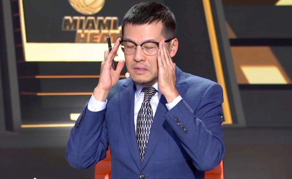 细田守被评论界视为宫崎骏的接班人之一，他的作品不但拥有天马行空的精彩故事，同时对青春、成长、情感元素有细腻描绘，画风则兼顾清新唯美与华丽旖旎，代表作有《穿越时空的少女》《夏日大作战》《怪物之子》等